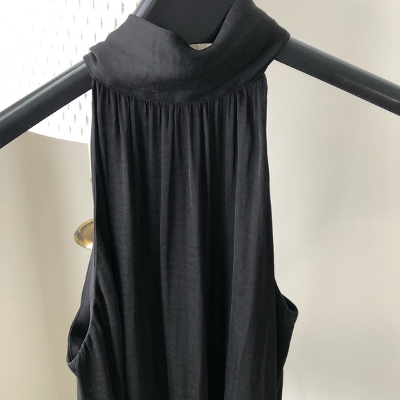 Little black dress - Picture 3 of 5